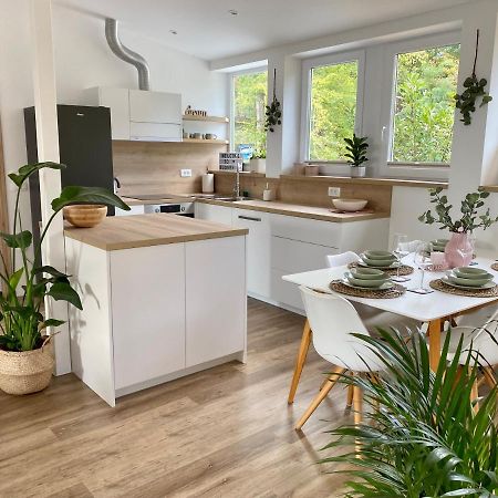Sunny Oak Estate Lejlighed Mengeš Eksteriør billede