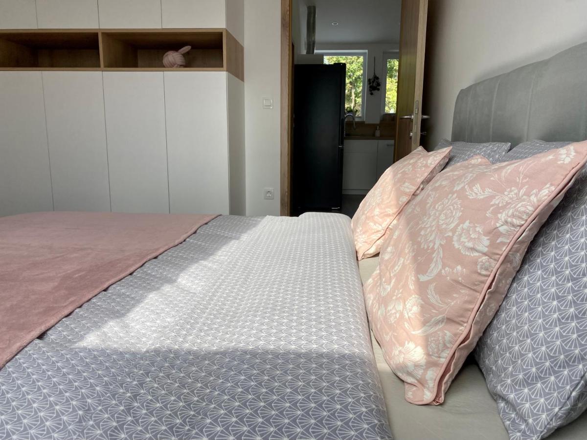 Sunny Oak Estate Lejlighed Mengeš Eksteriør billede